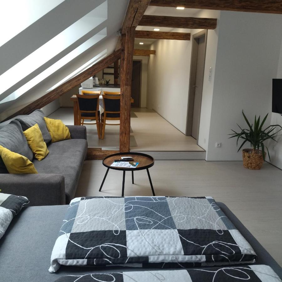 Apartmány s výhledem na zámek II Vimperk Esterno foto