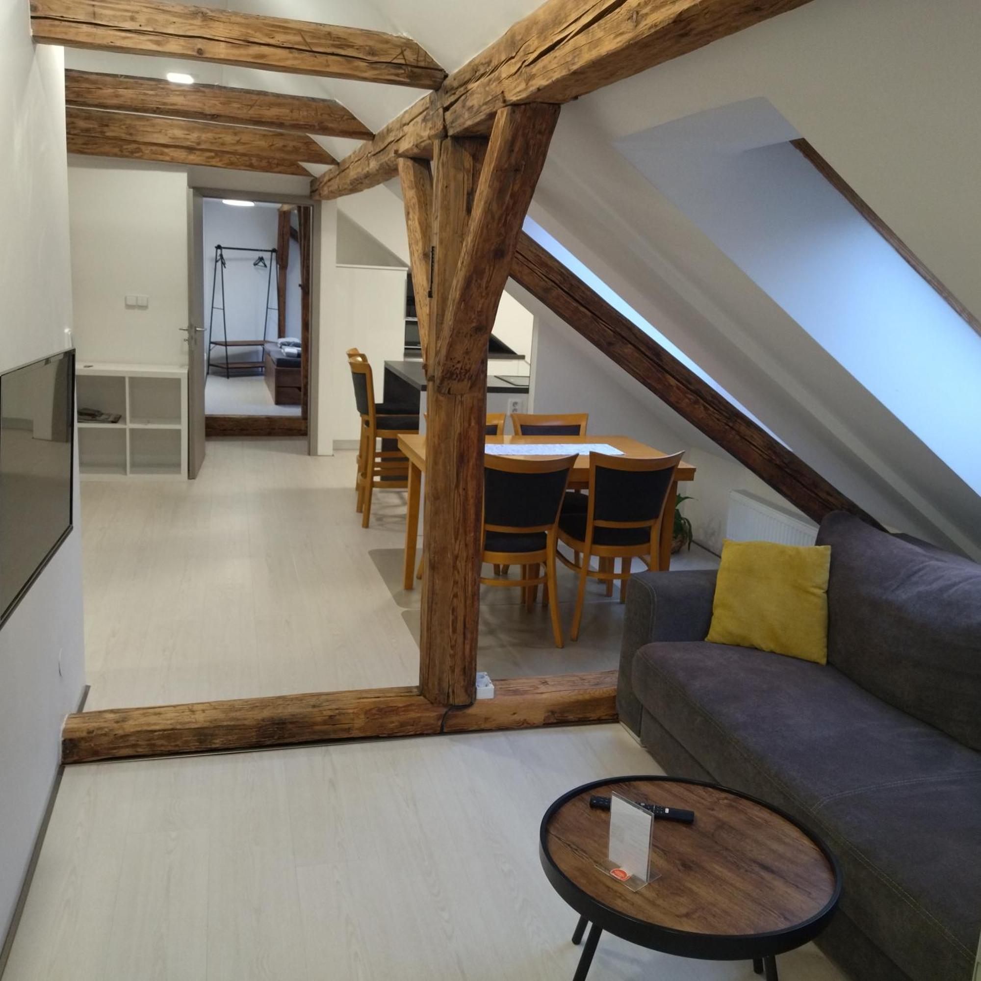 Apartmány s výhledem na zámek II Vimperk Esterno foto